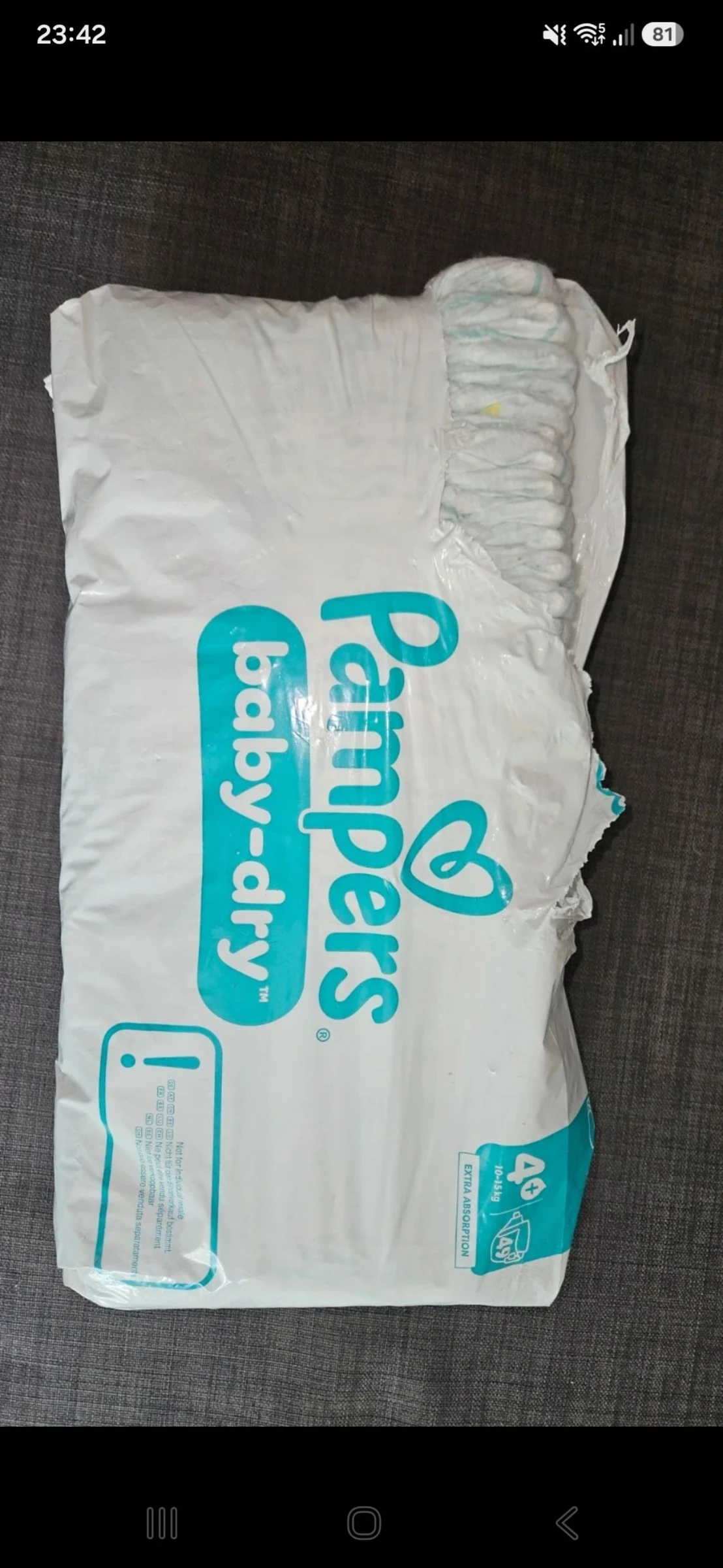 Couche pampers taille 4+